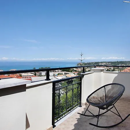 Yiannis With Sea View 10 *