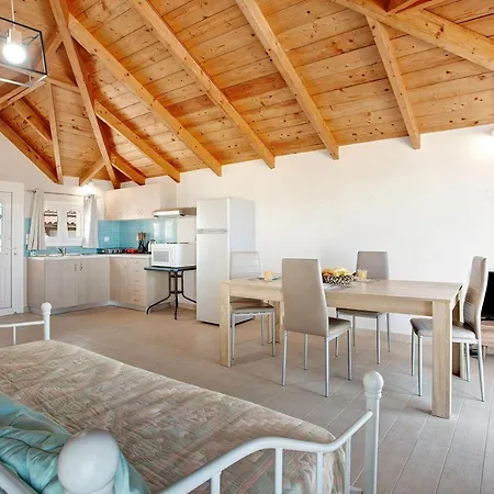 Yiannis With Sea View 10 *