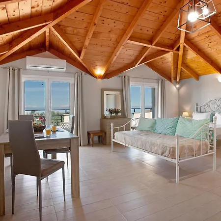 Apartment Yiannis With Sea View 10